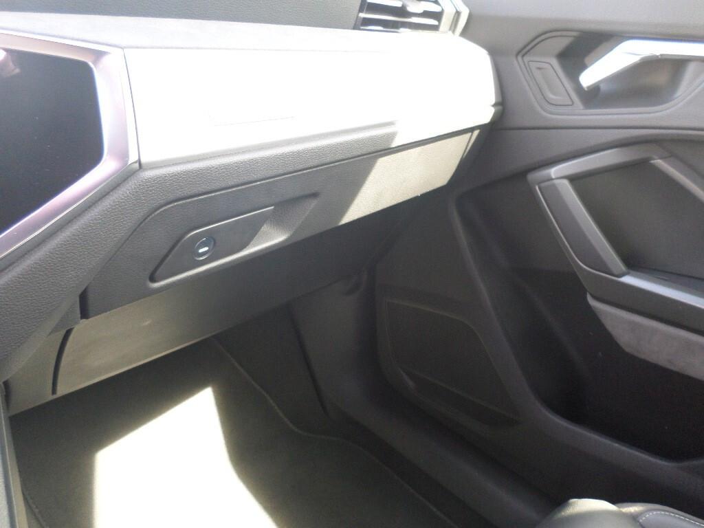 Audi Q3 SPB 35 TDI quattro S tronic Business Plus