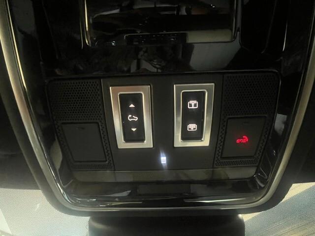 RANGE ROVER VELAR R-DYNAMIC SE 5p 3.0 D V6 300CV SE TETTO NAVI CERCHI 21 VIRTUAL