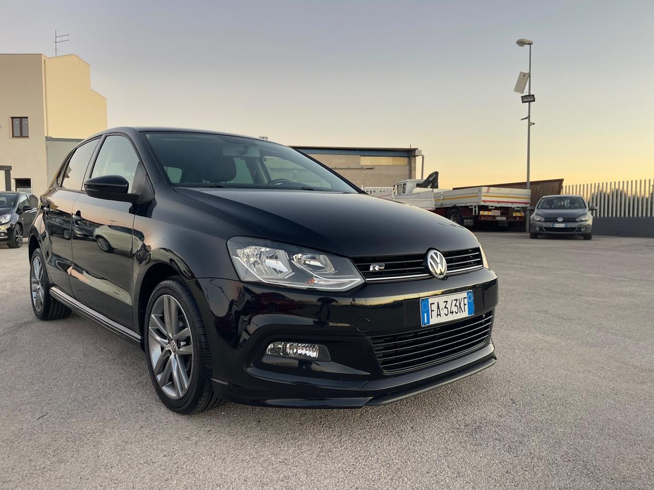 VOLKSWAGEN POLO 1.2 TSI DSG RLINE 5P FULL MY16