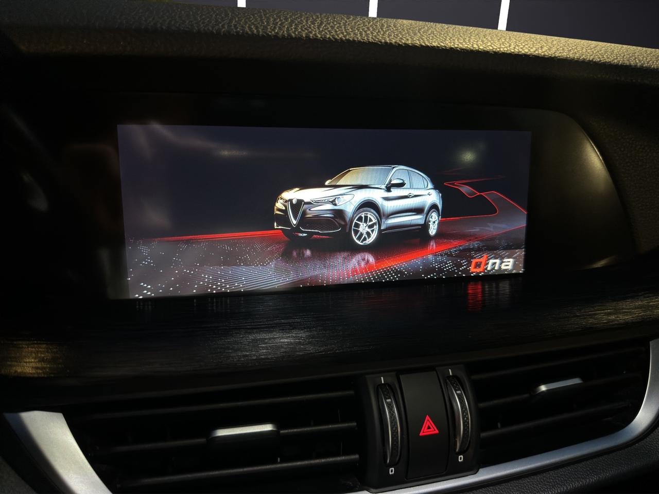 Alfa Romeo Stelvio 2.2 Turbodiesel 160 CV AT8 RWD Business