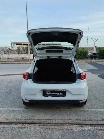 RENAULT Clio TCe 90 CV 5 porte Intens i.e