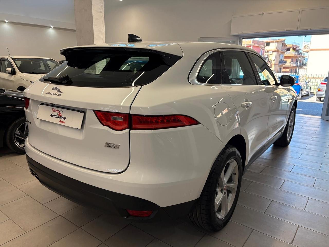 Jaguar F-Pace 2.0 D 180 CV AWD aut. Prestige