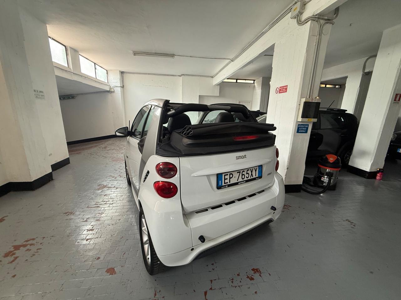 Smart ForTwo 1000 52 kW MHD cabrio passion