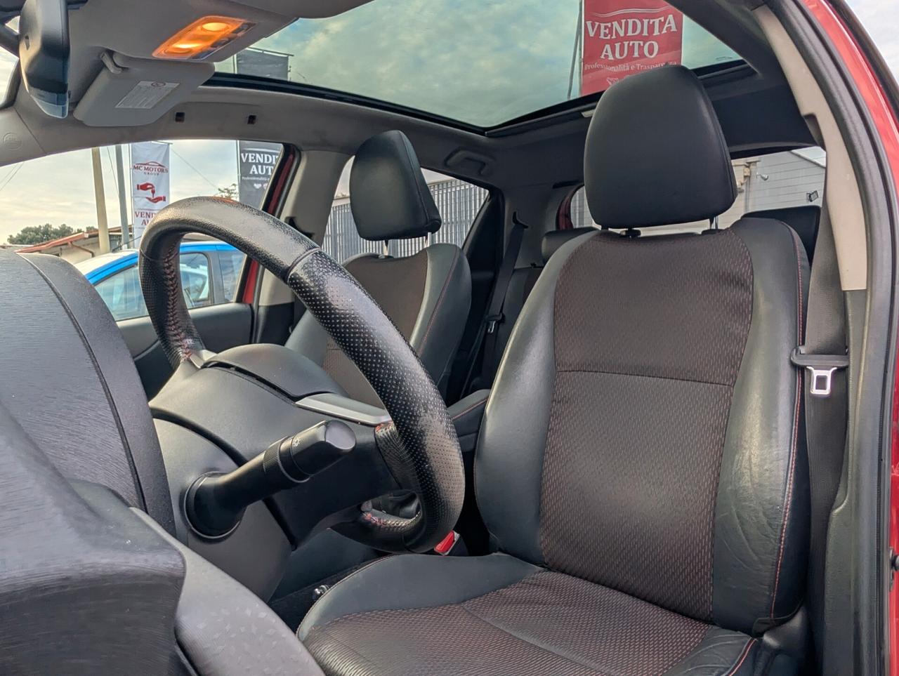 Toyota Yaris 1.3 5 porte Lounge