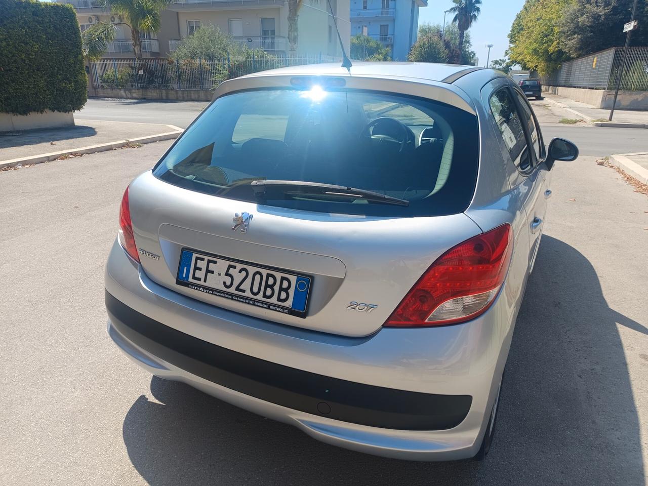 Peugeot 207 1.4 HDi 70CV FAP 5p. XS