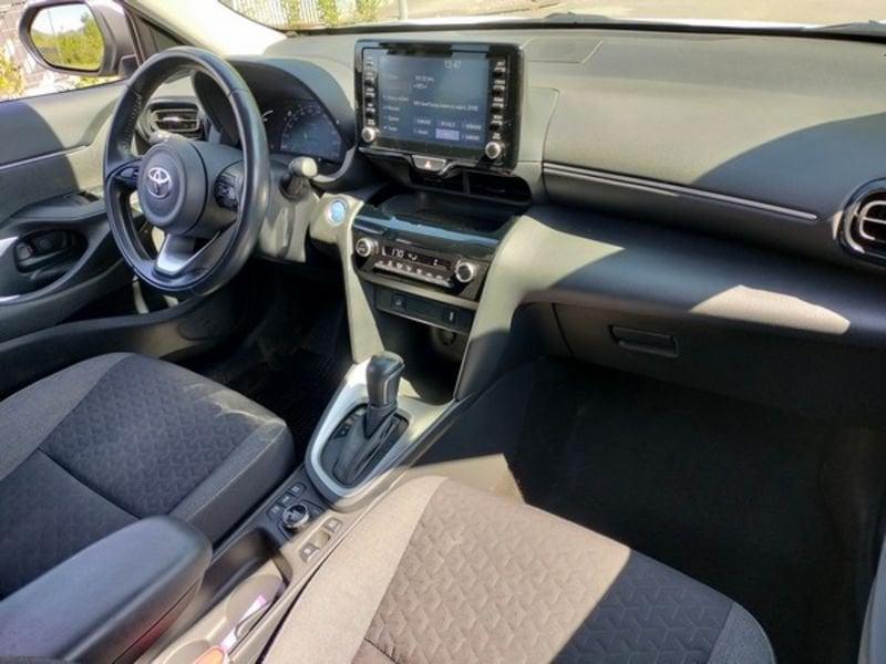 Toyota Yaris Cross 1.5H (116 CV) E-CVT Business AWD-i