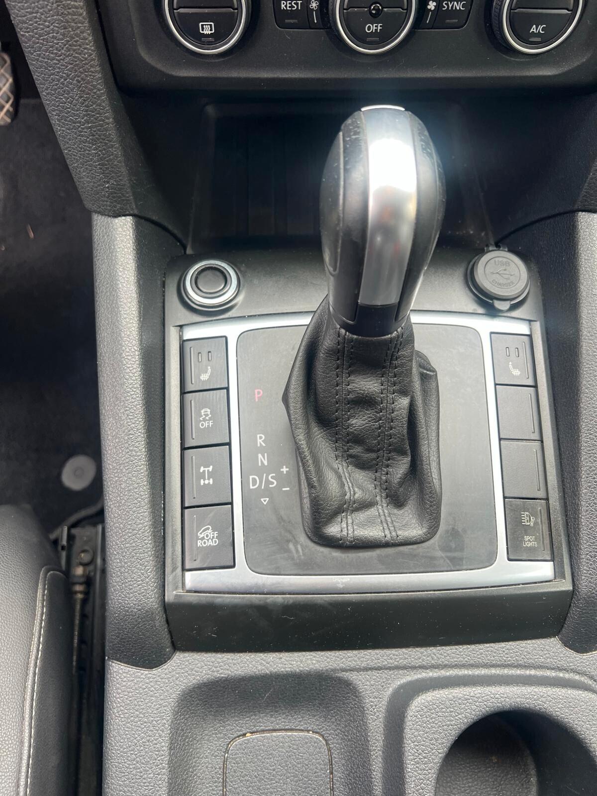 VW AMAROK 3.0 V6 TDI 258cv 4MOT. BMT AVENTURA