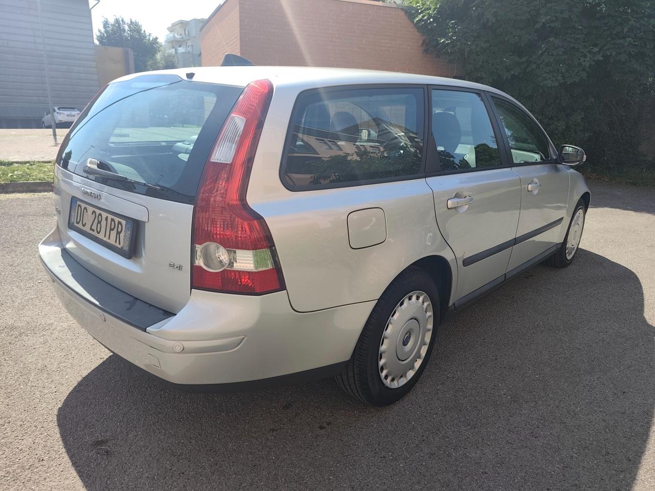Volvo V50 2.4i 20V automatica 170 cv