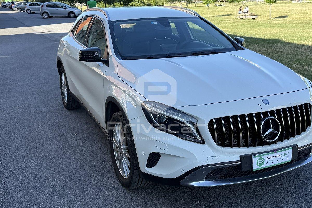 MERCEDES GLA 200 Sport