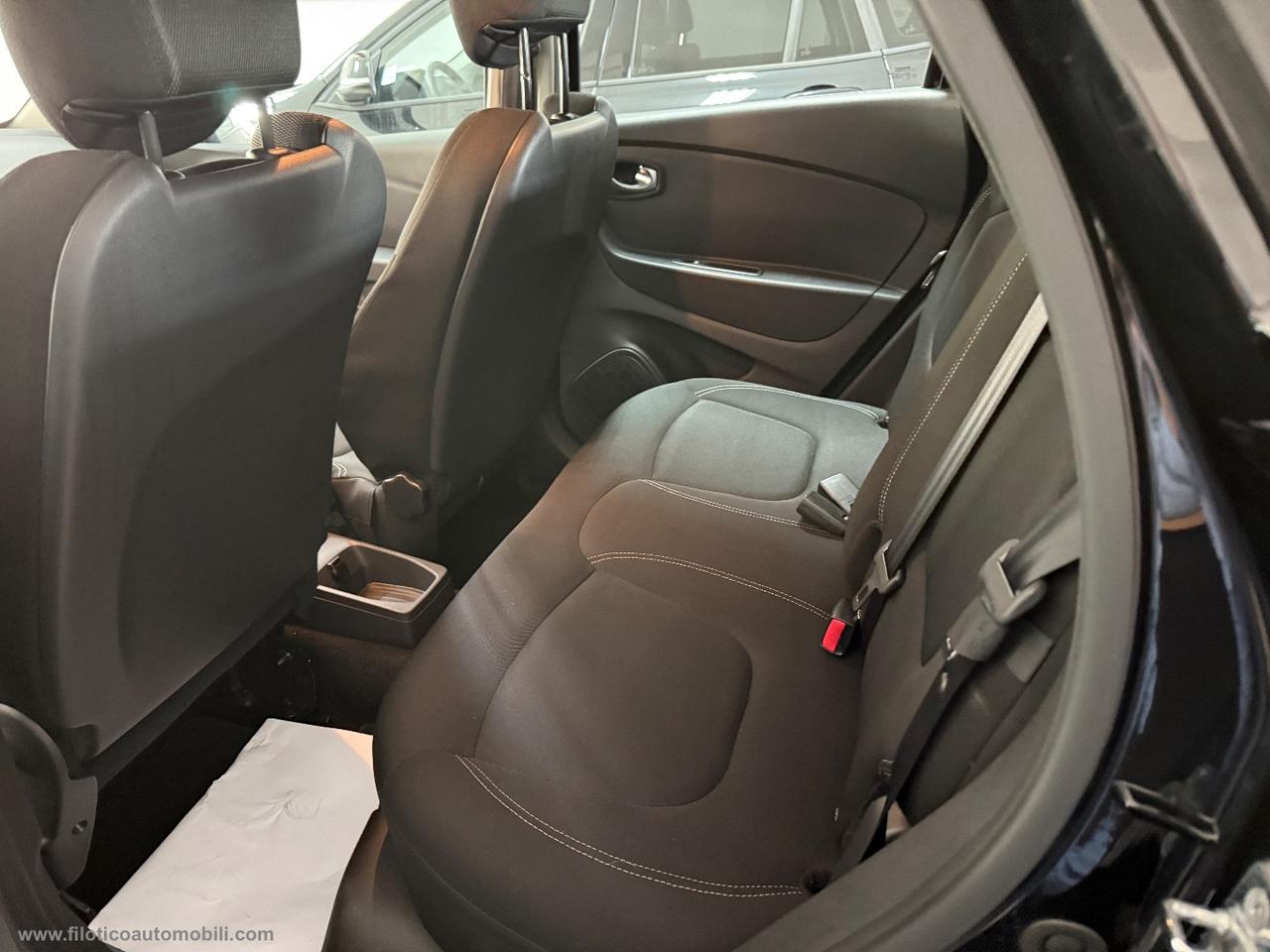 RENAULT Captur dCi 8V 90 CV Life BLUETOOTH - TAGLIANDATA