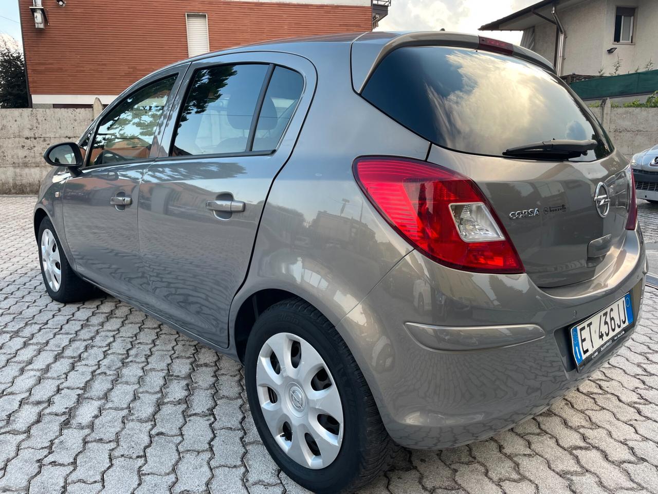 Opel Corsa 1.2 5 porte Sport IDONEA NEOPATENTATI