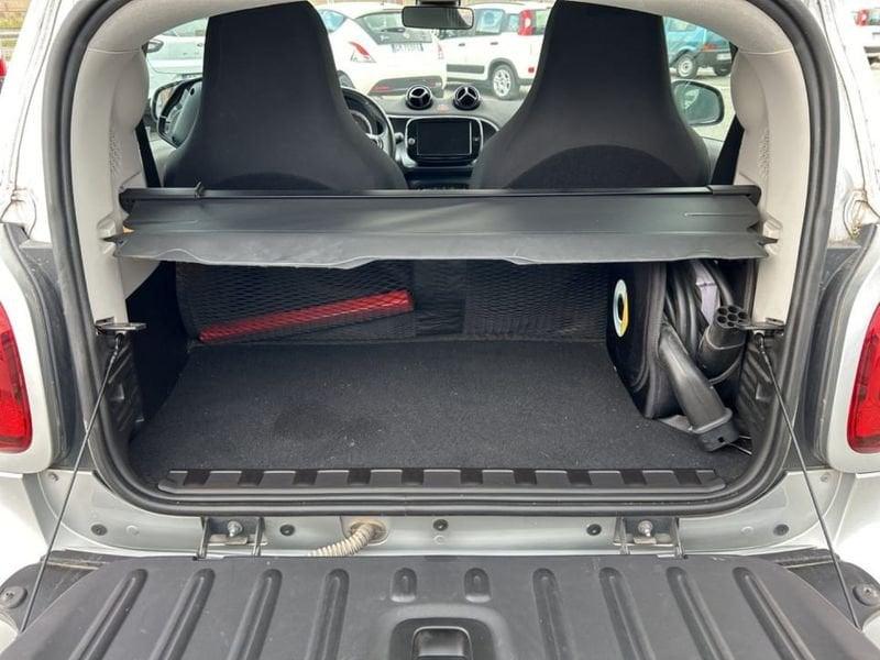 smart fortwo EQ PASSION 4,6KW