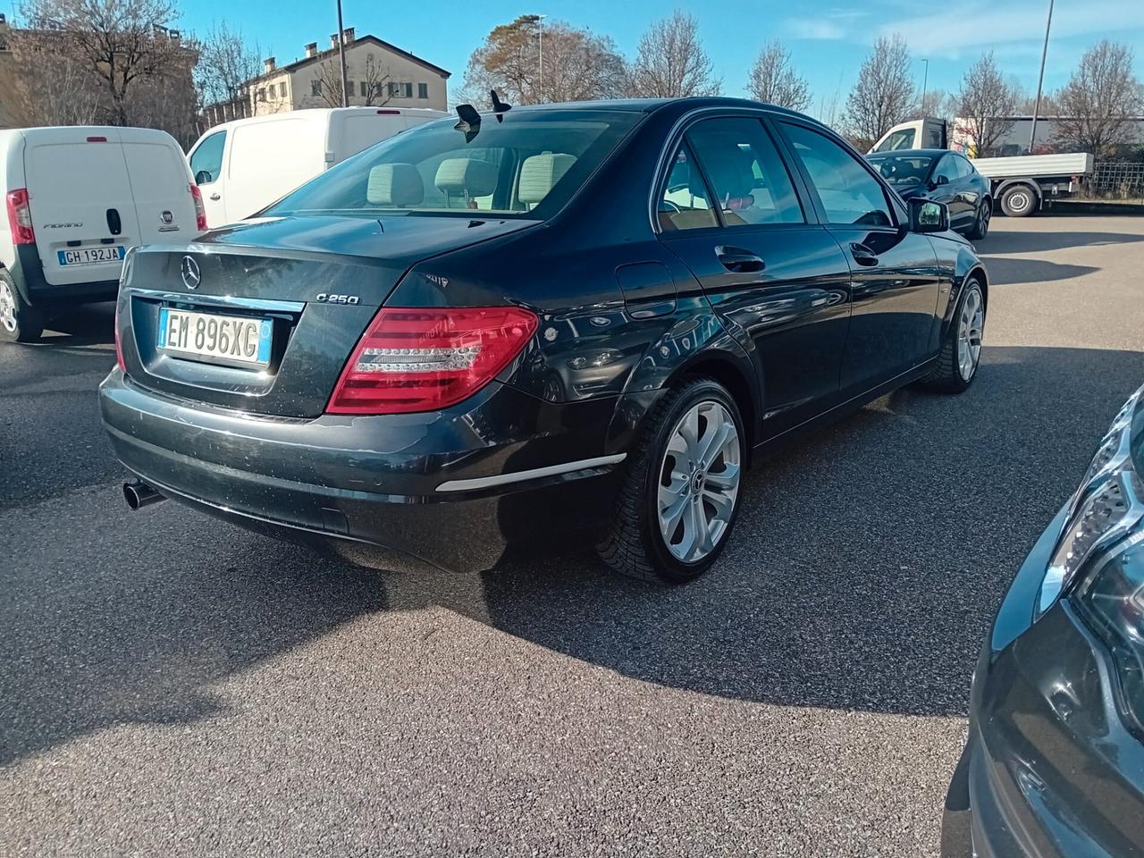 Mercedes-benz C 200 CDI BlueEFFICIENCY Avantgarde