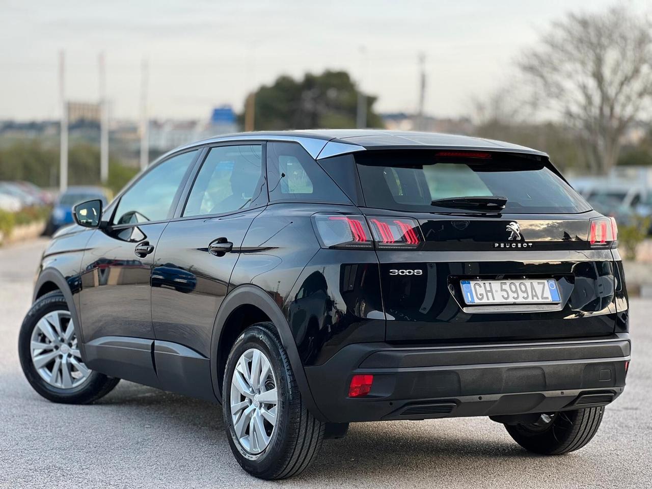 Peugeot 3008 BlueHDi 130 S&S EAT8 Active Pack