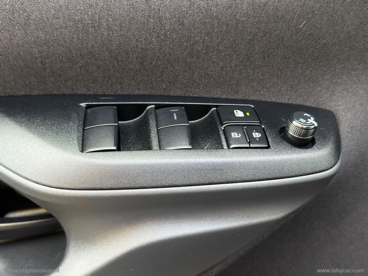 TOYOTA Yaris Cross 1.5 Hybrid 5p. E-CVT Busin.