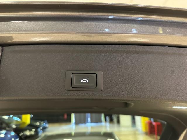 AUDI A4 Avant 40 TDI Stronic QUATTRO MATRIX VIRTUAL PELLE