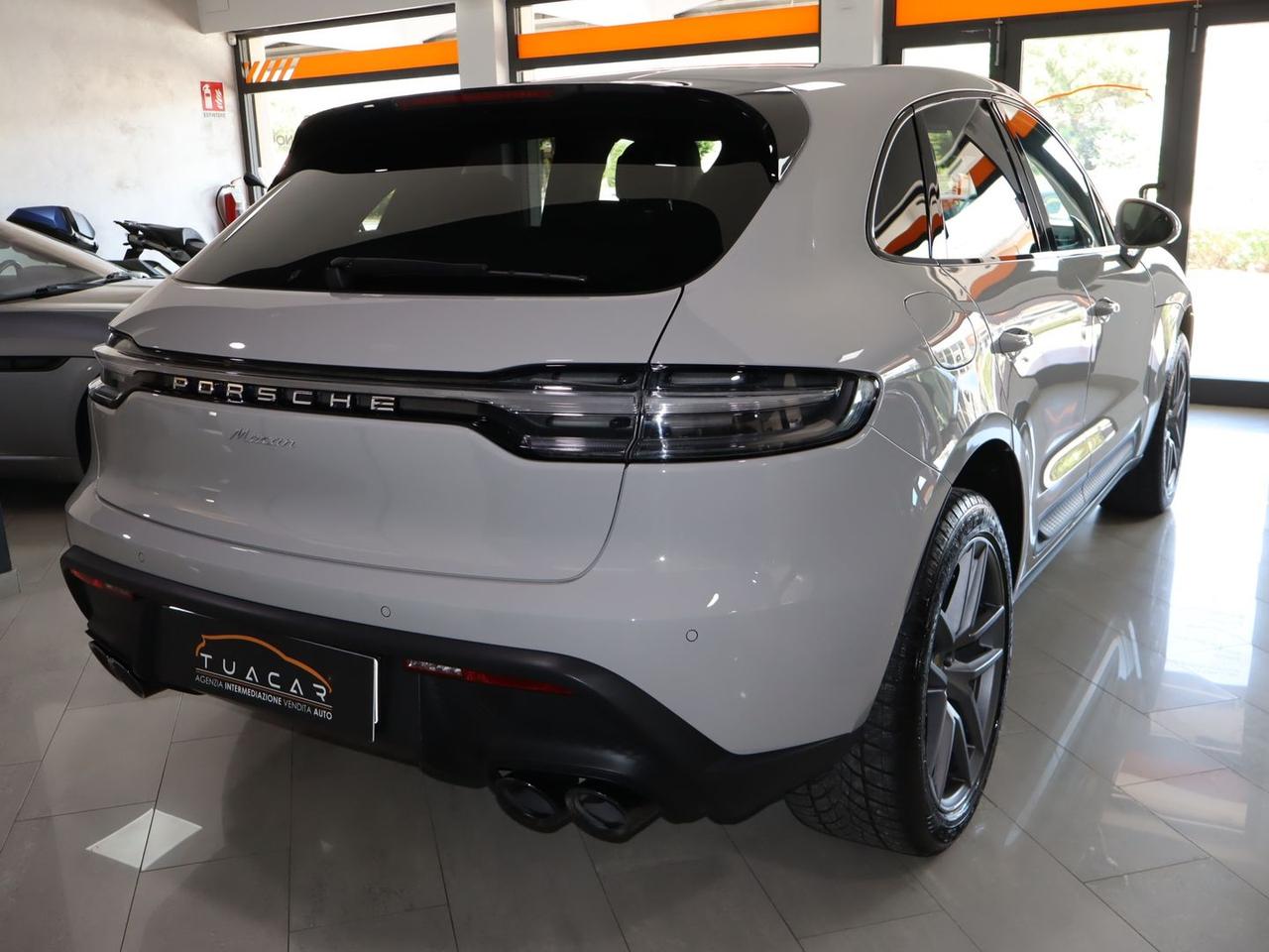Porsche Macan 2.0 #11597