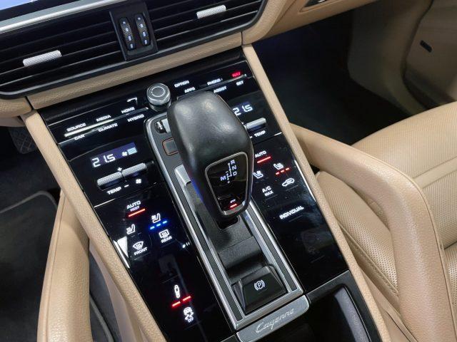 PORSCHE Cayenne COUPE 3.0 E-HYBRID TIPTRONIC