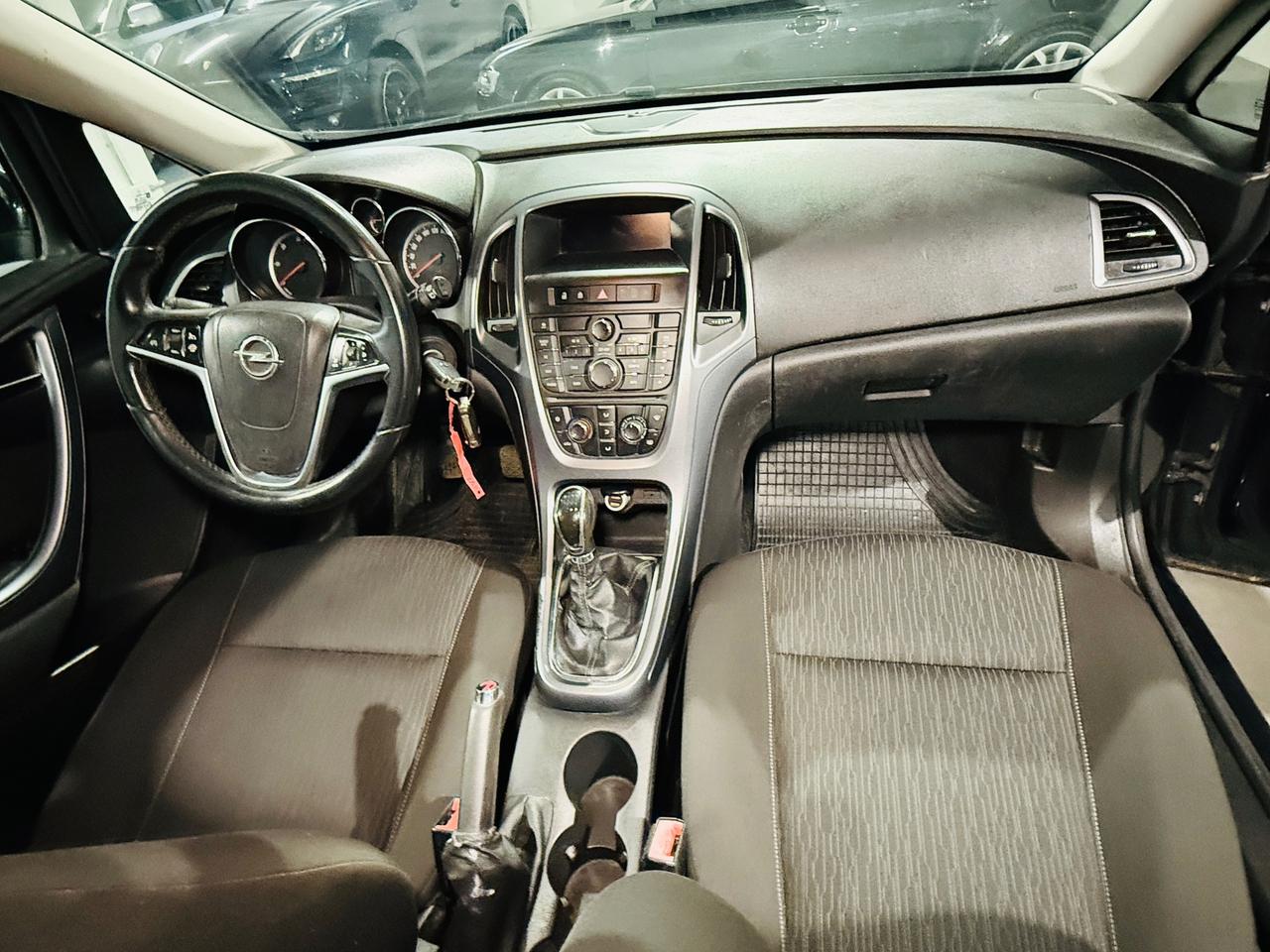 Opel Astra 1.7 CDTI 110CV Sports Tourer Cosmo*NEOPATENTATI*
