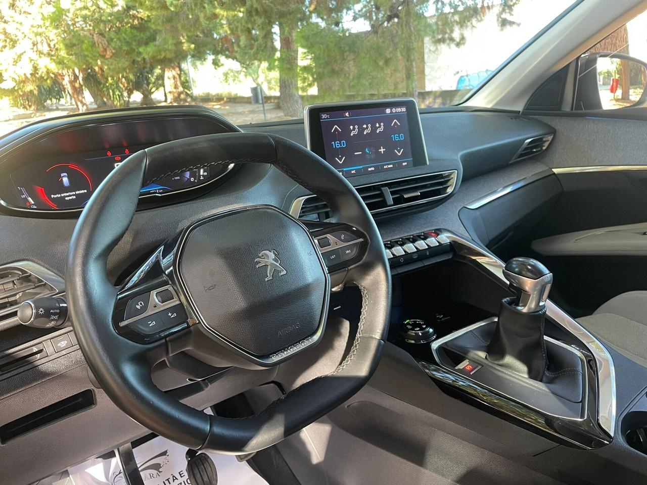Peugeot 3008 BlueHDi 130 S&S Allure