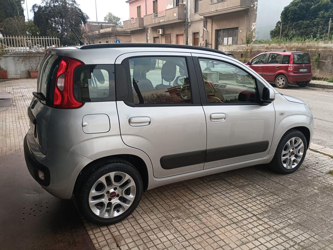 Fiat Panda 1.2 69 Cv Lounge