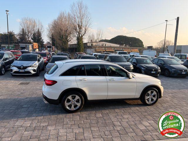 MERCEDES-BENZ GLC 220 d 4Matic Sport