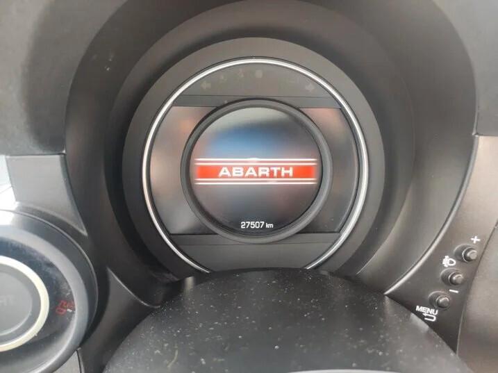 Abarth 695 1.4 Turbo T-Jet 180 CV