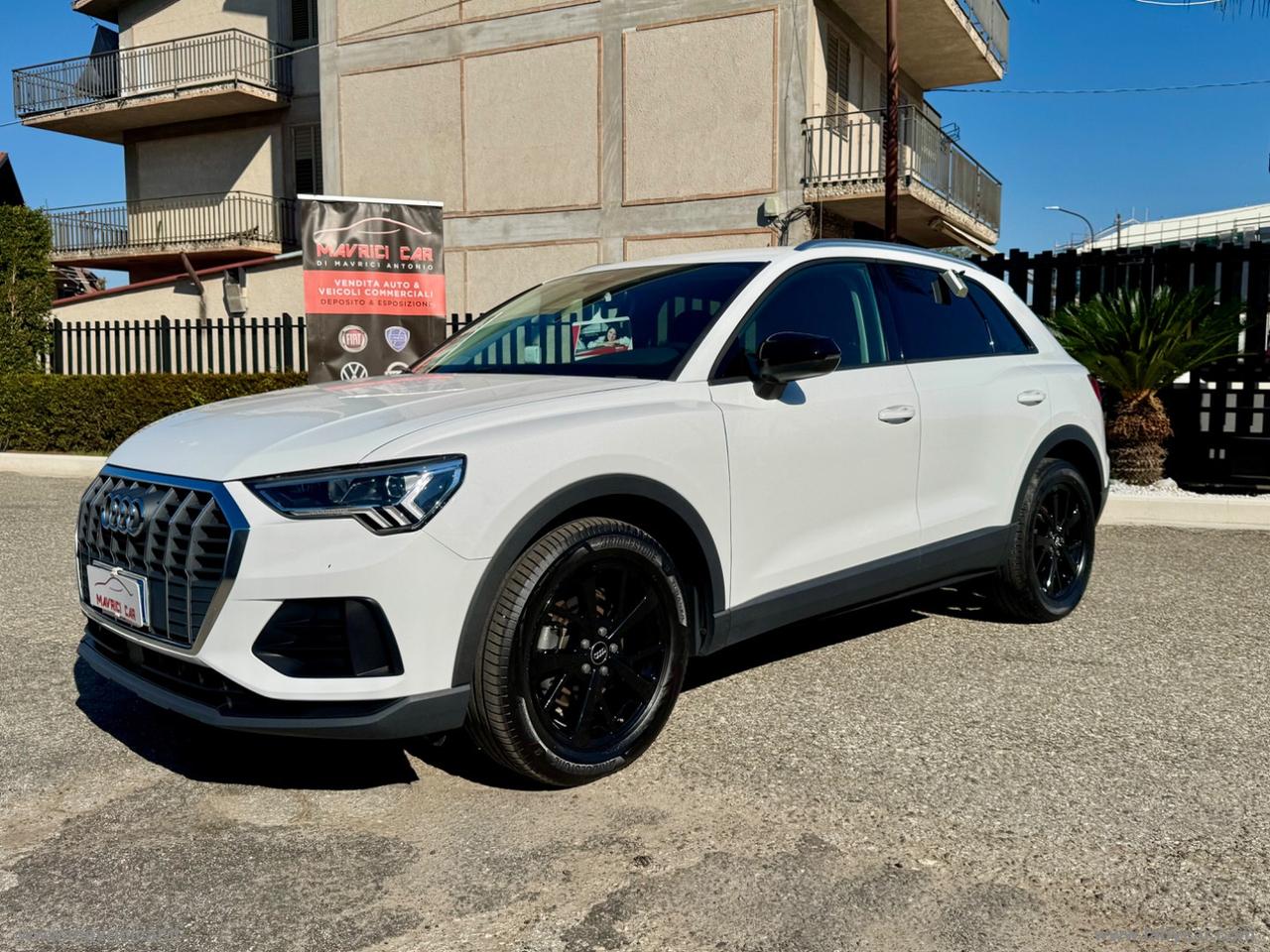 AUDI Q3 35 TDI S tronic