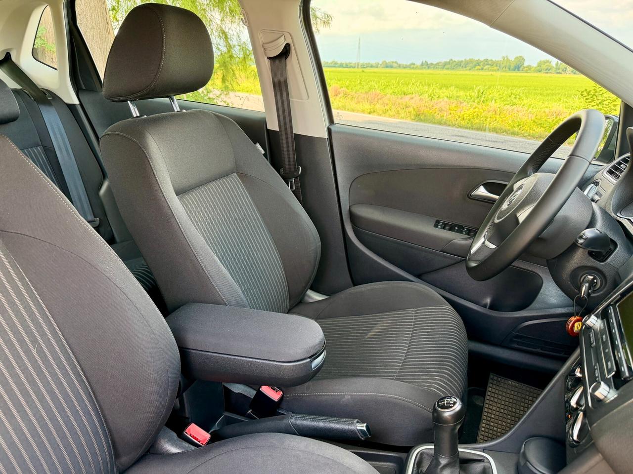 Volkswagen Polo 1.4 5 porte Highline