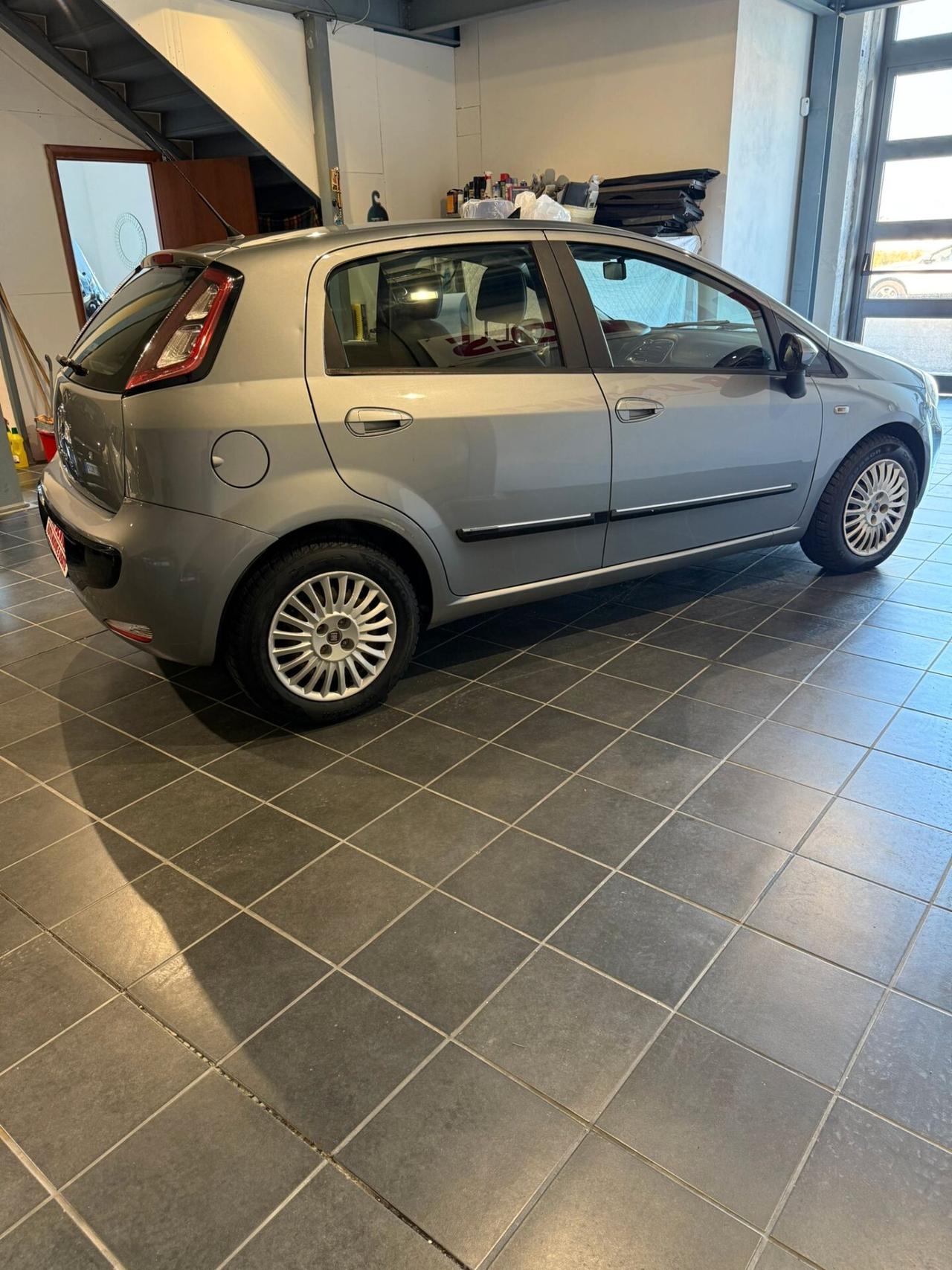 Fiat Punto Evo 1.3 Mjt 75 CV NEOPATENTATI