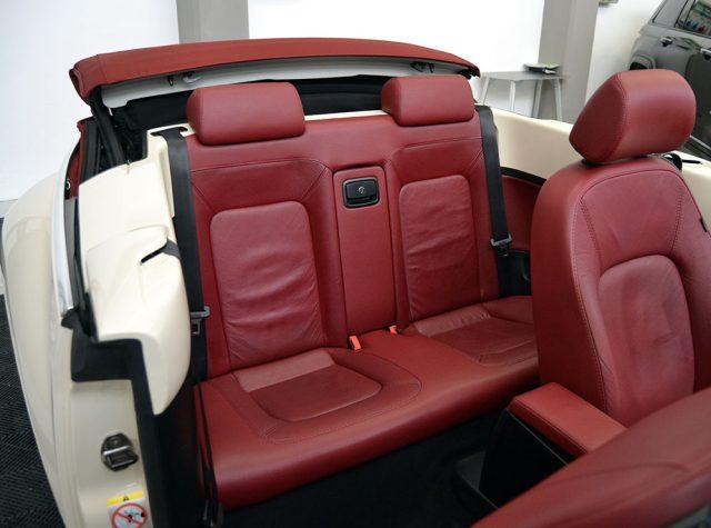 VOLKSWAGEN New Beetle 1.6 Cabrio Limited Red Edition Service VW