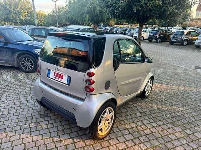 Smart fortwo 700 coupé passion(45 kW)