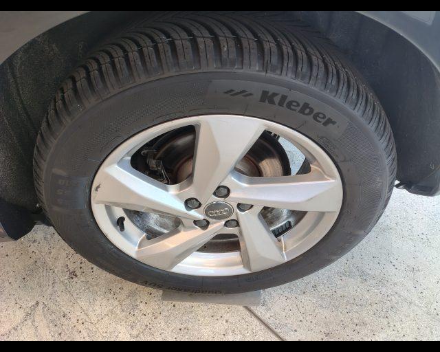 AUDI Q3 35 TDI S tronic Business Advanced