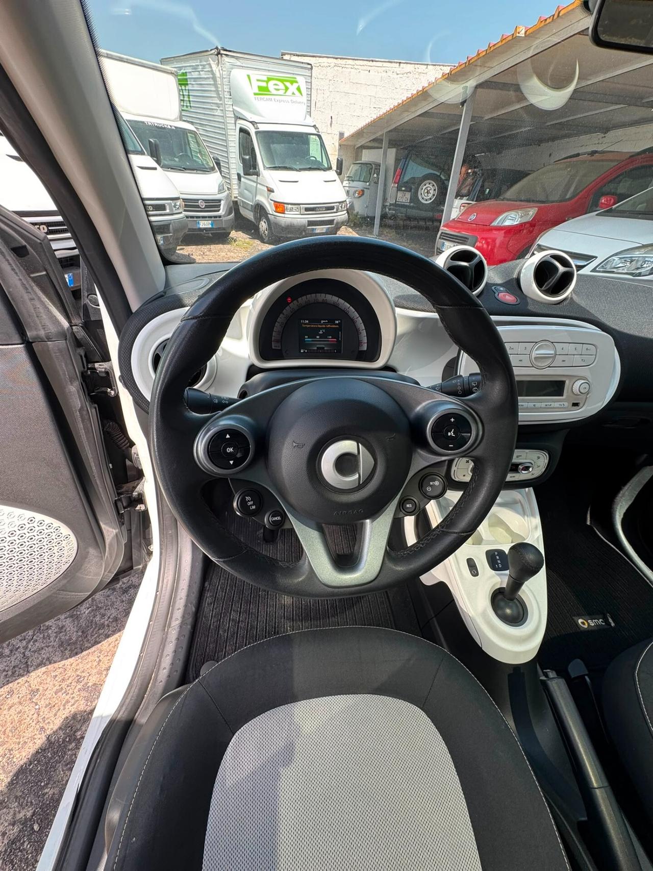 Smart ForTwo 1000 52 kW MHD coupé passion