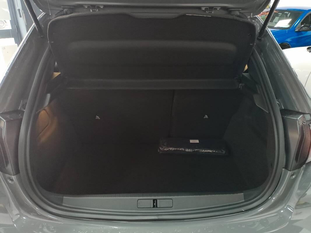 Peugeot 208 208 II 2025 -1.2 hybrid GT 145cv e-dcs 6