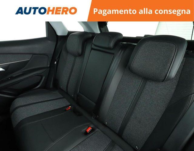 PEUGEOT 3008 Hybrid 225 e-EAT8 Allure