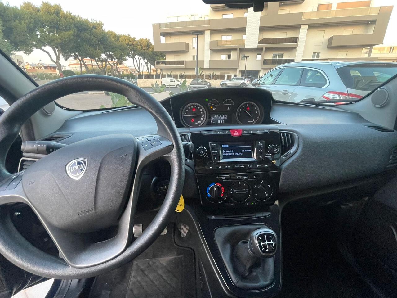 Lancia Ypsilon 0.9 TwinAir 85 CV 5 porte Metano Ecochic Elefant.Blu