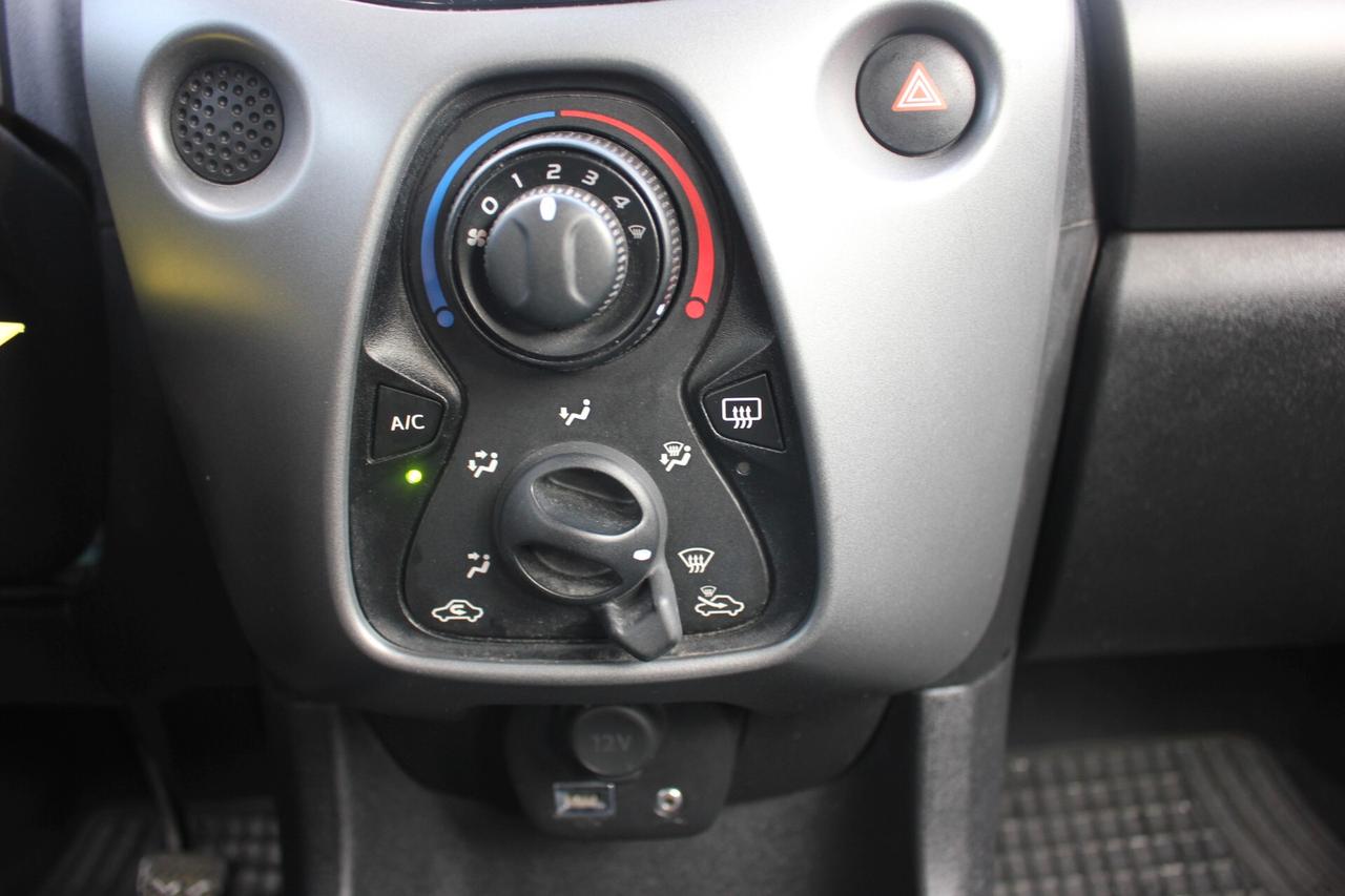 AYGO 1.0-AUTOMATICA*PREZZO VERO* garanzia 12 mesi-km certi