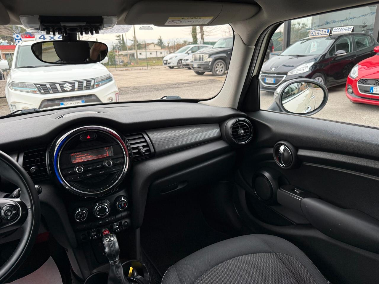 " UNA CHICCA " Mini 1.5 One D Business 5 porte