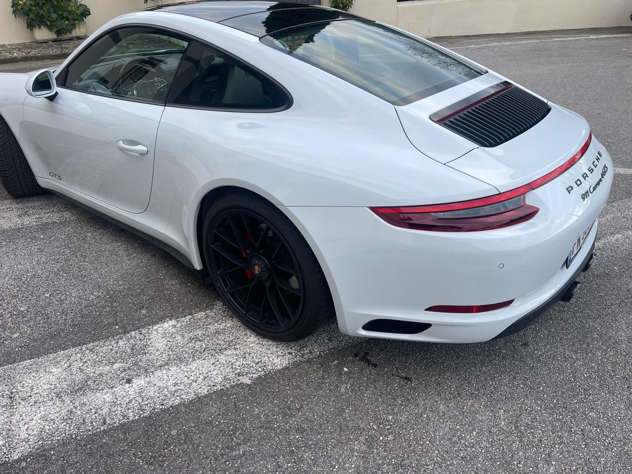 Porsche 911 3.0 Carrera 4 GTS Coupé