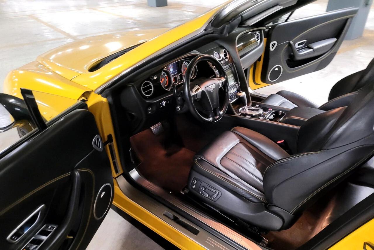 Bentley Continental GTC V8 S