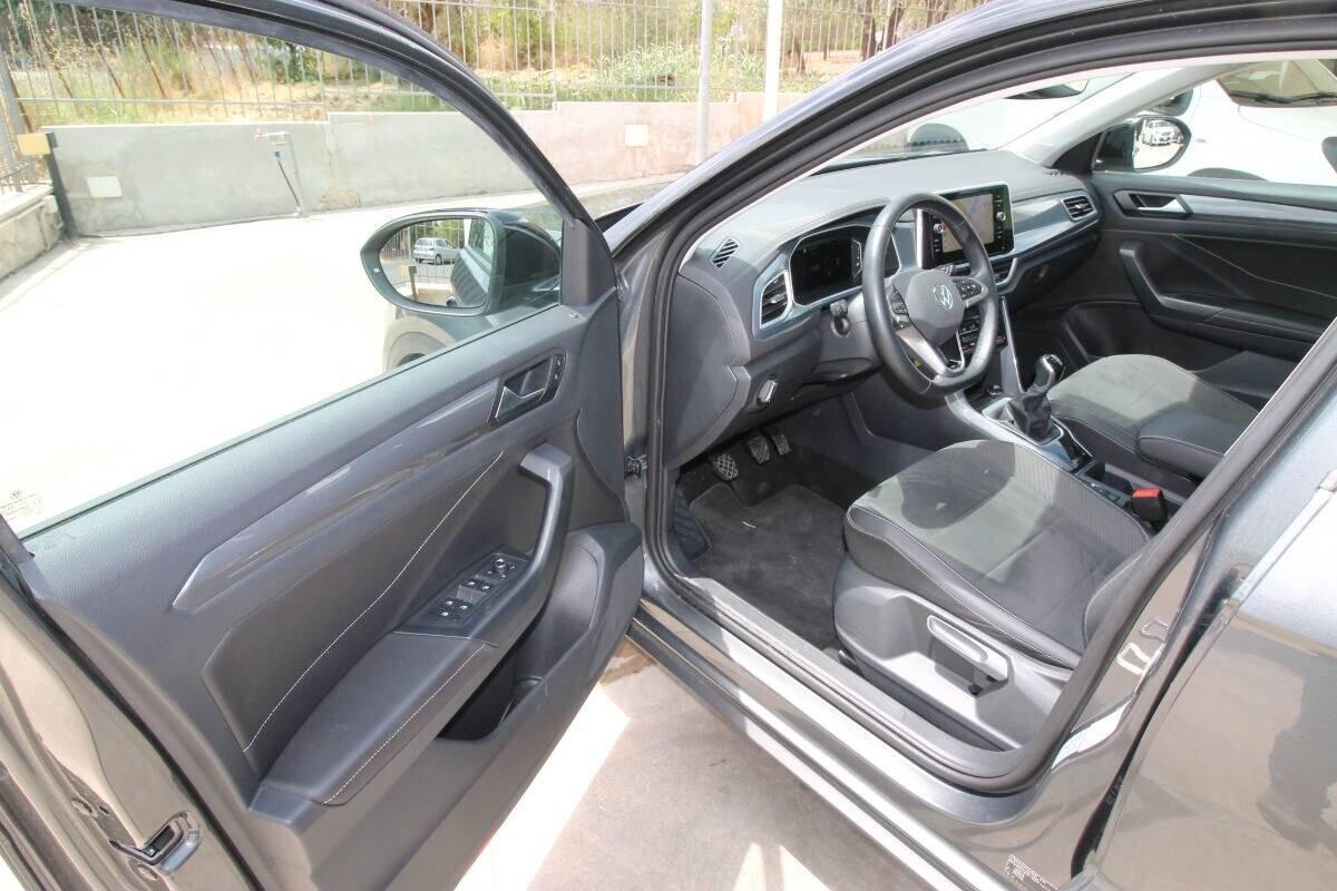 Volkswagen T-Roc 1.0 TSI Style|11.800km|2025