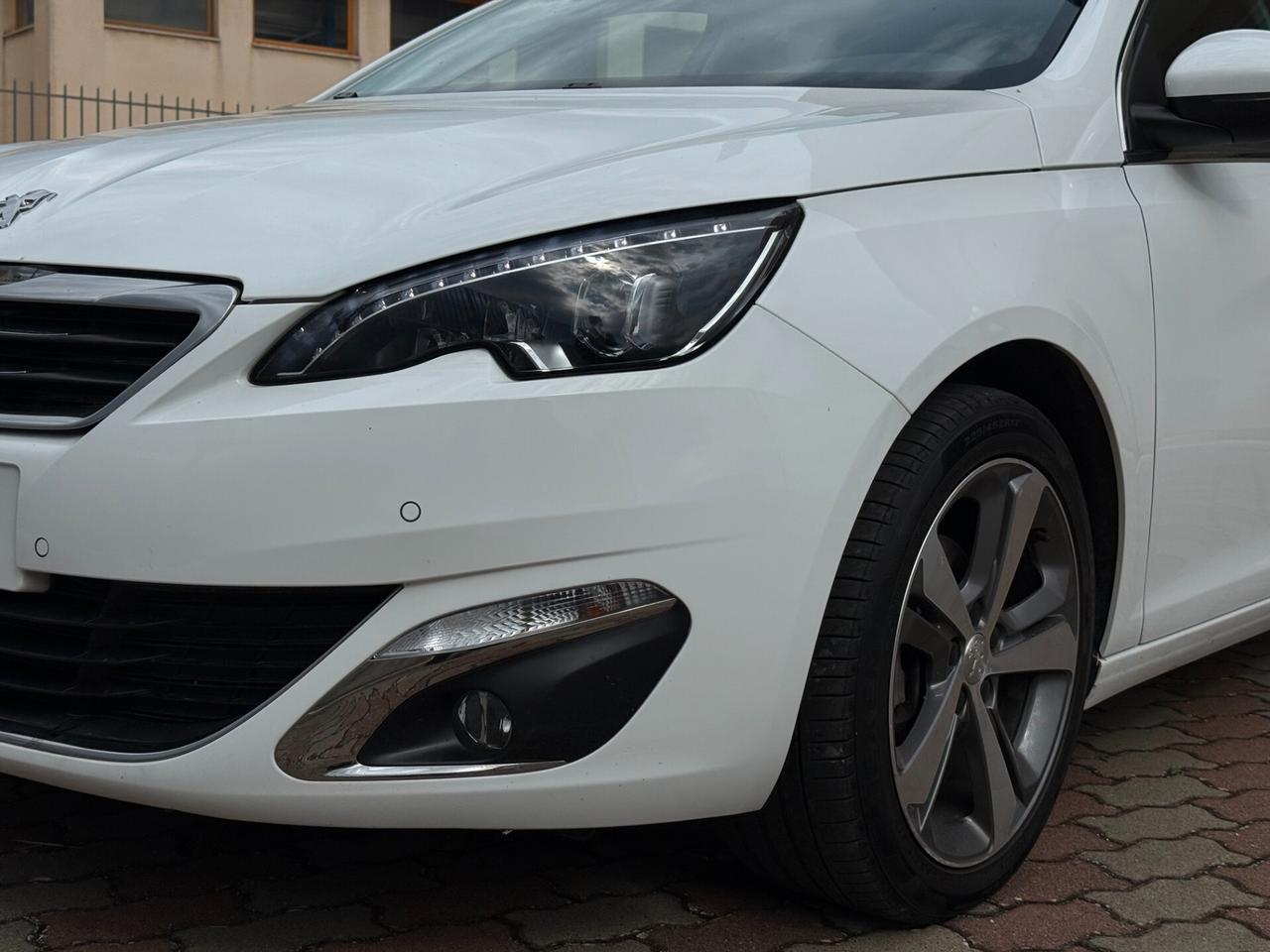Peugeot 308 BlueHDi 120 S&S SW Allure Pelle Navi FullLed