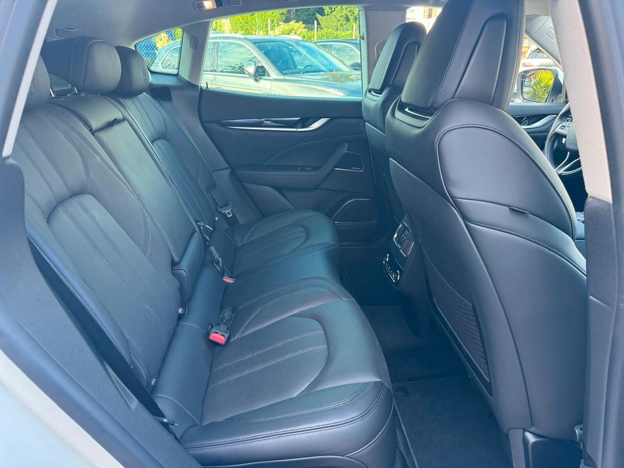 Maserati Levante V6 AWD Gransport
