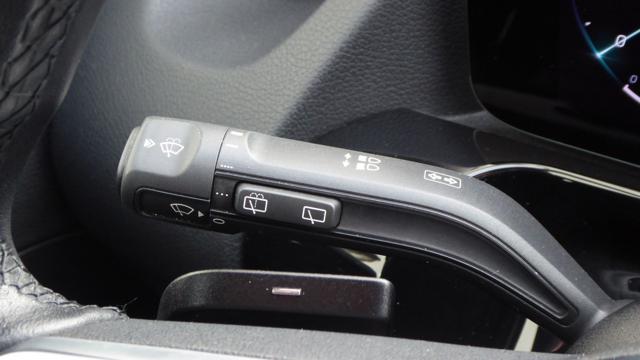 MERCEDES-BENZ GLA 180 d Automatic Progressive Advanced