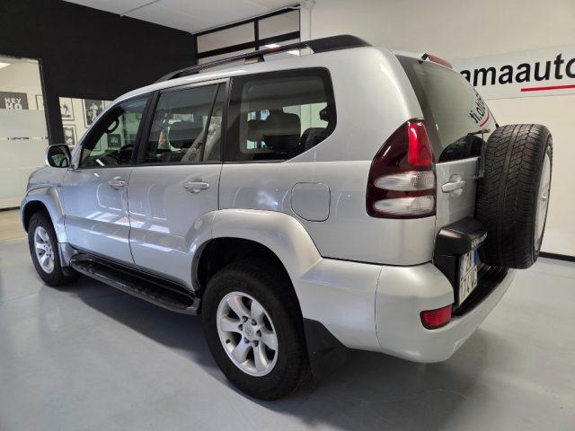 TOYOTA Land Cruiser 3.0 D-4D 16V CAMBIO MANUALE