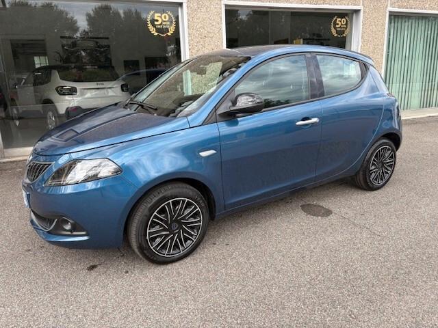 Lancia Ypsilon 1.0 FireFly 5 porte S&S Hybrid Gold Plus