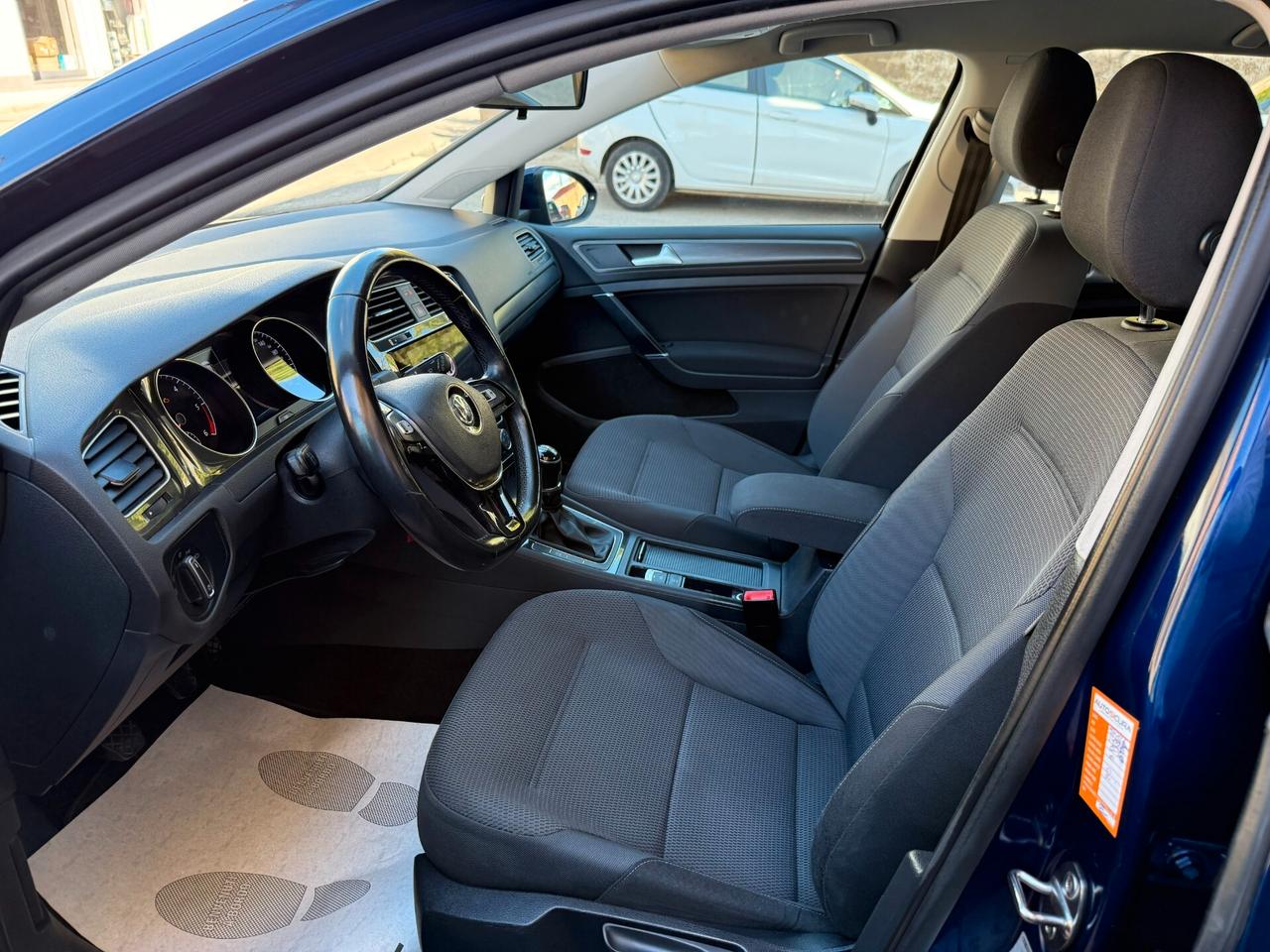 VOLKSWAGEN GOLF 1.6 TDI 115CV BUSINESS - 2020