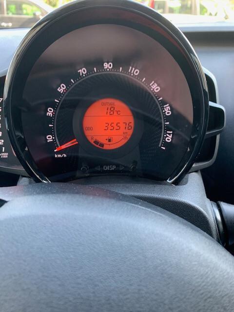 Toyota Aygo Connect 1.0 VVT-i 72 CV 5 porte x-cool