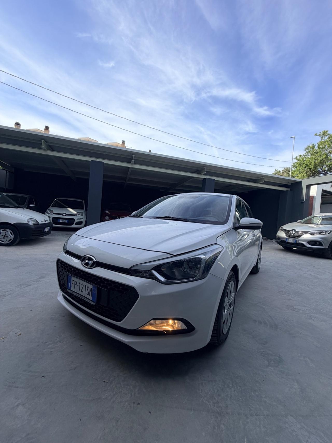 Hyundai i20 1.1 CRDi 12V 5 porte Comfort